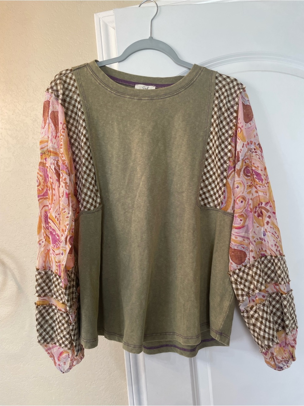 Easel Boho bohemian Patchwork Olive Green Women's Top with Printed Puff Sleeves